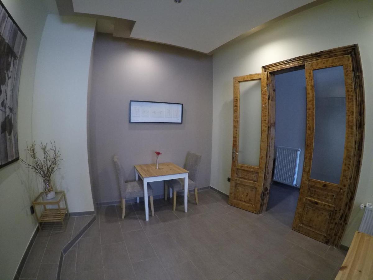 City Center Rooms Пула Екстериор снимка