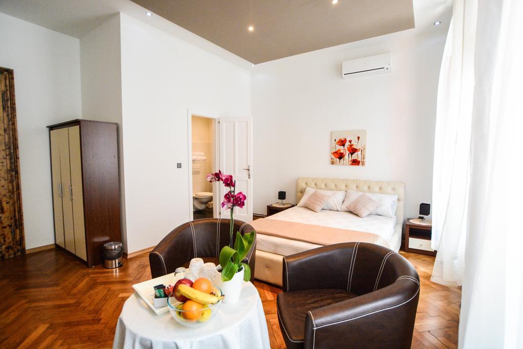 City Center Rooms Пула Стая снимка